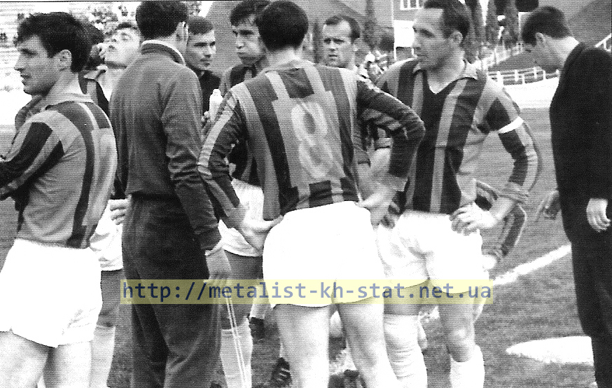 Металлист Харьков перед игрой в Львове. 1969 год.